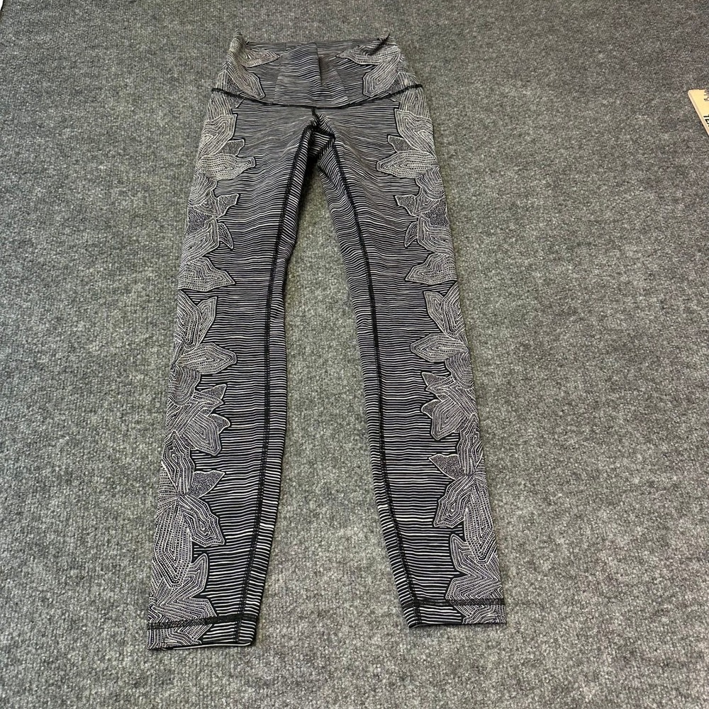 Lululemon Leggings Womens Size 4 Black White Striped Floral High Rise Athletic